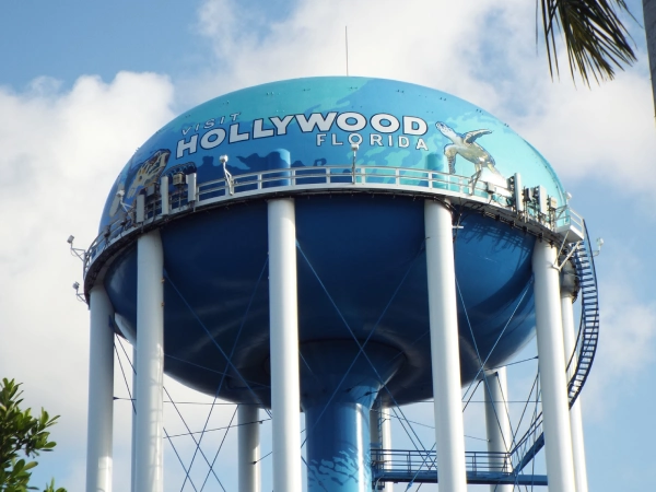Hollywood Florida water pump